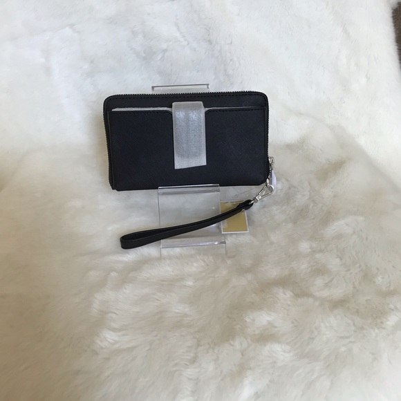 Michael Kors Jet set Travel MD ZA phone holder - Picture 3 of 7